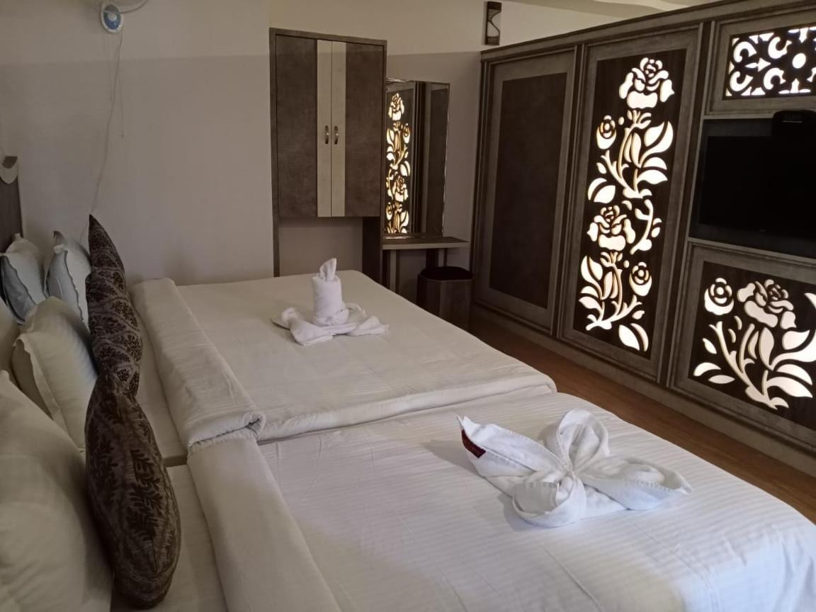 Sri Gnana Vedha Beach Residency Velankanni Exterior foto