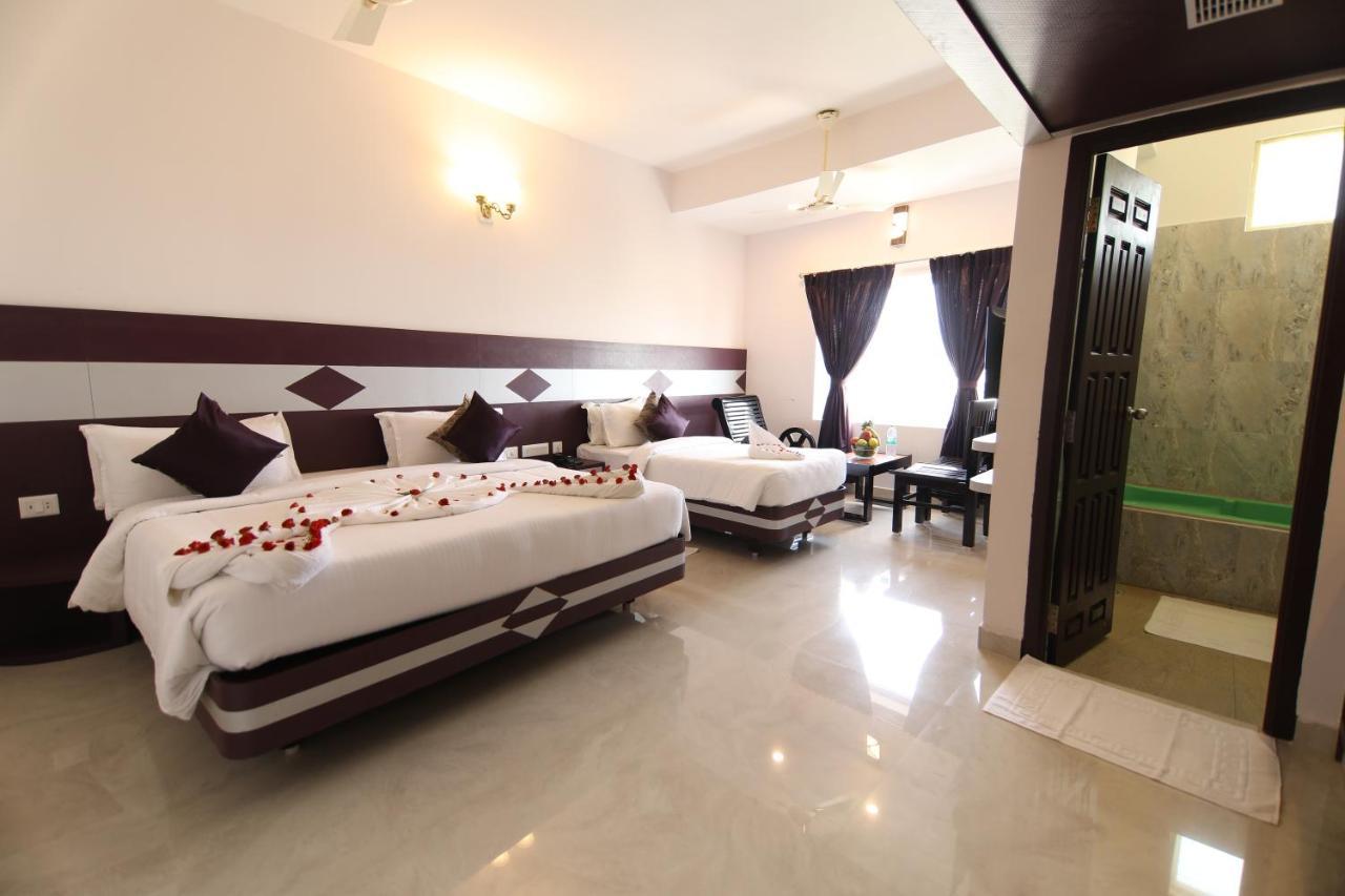 Sri Gnana Vedha Beach Residency Velankanni Exterior foto