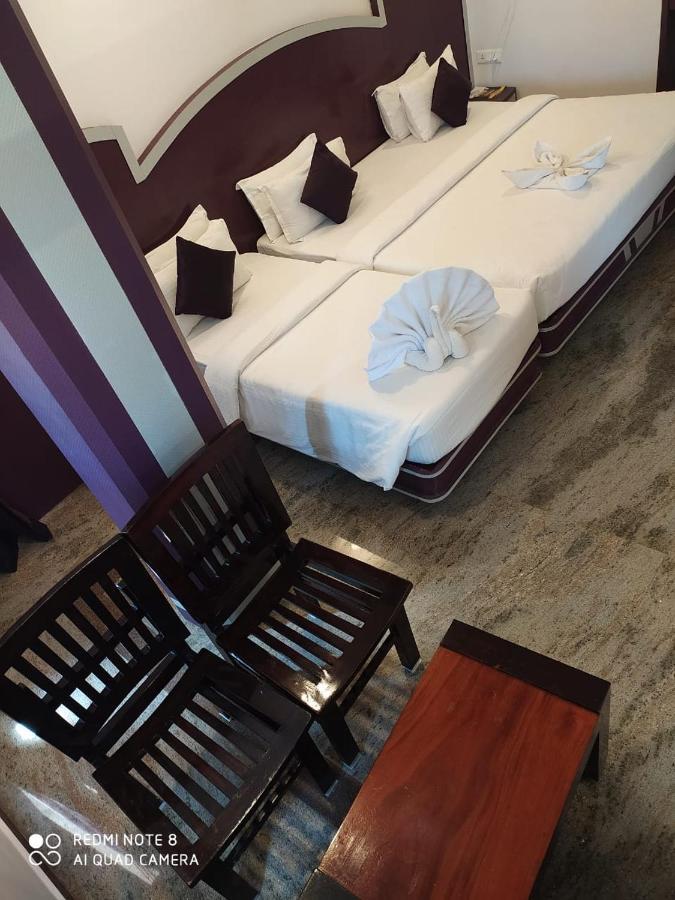 Sri Gnana Vedha Beach Residency Velankanni Exterior foto